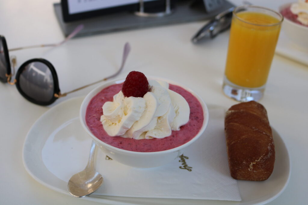 Recept | Bircher Muesli a la Sprüngli. Gezond, lekker en makkelijk ontbijt