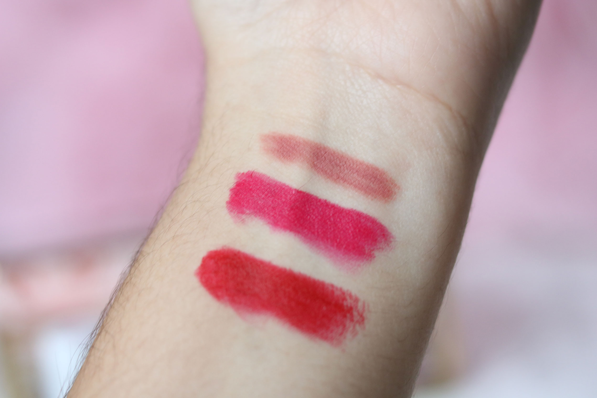 By BEAUTYBAY lipstick swatch en review