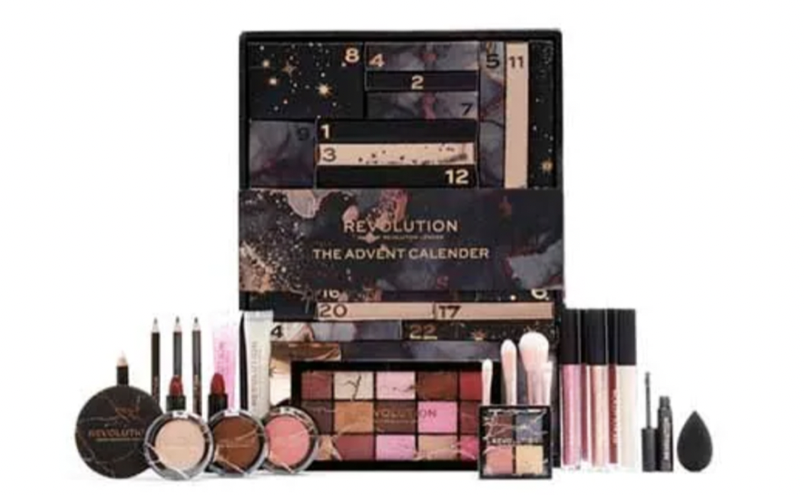 Makeup Revolution Beauty Adventskalender 2021