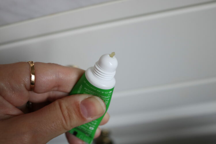 Weleda skin food lip balm review