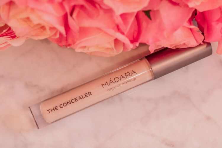Madara Luminous Perfecting Concealer review - DUPE NARS CONCEALER