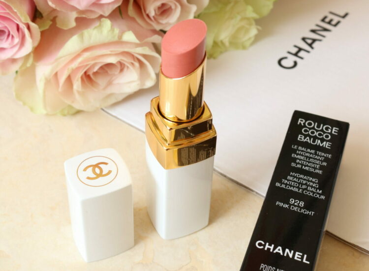 De Sofia Richie lippenbalsem van Chanel in 928 Pink Delight REVIEW